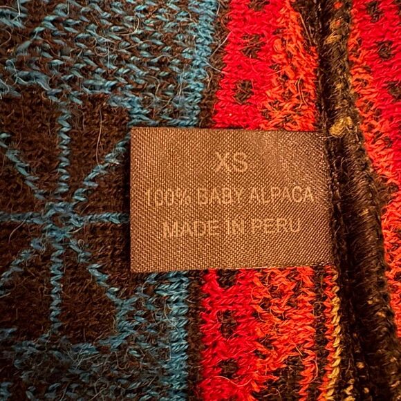 Qinti Hilda Cardigan100% Baby Alpaca Peruvian Pattern Size XS $225.00 - Picture 10 of 10